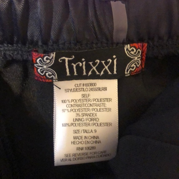 Formal Dress - Picture 2 of 2